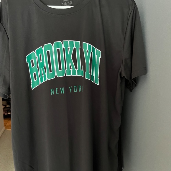 5 SHEIN t shirts - Picture 7 of 9